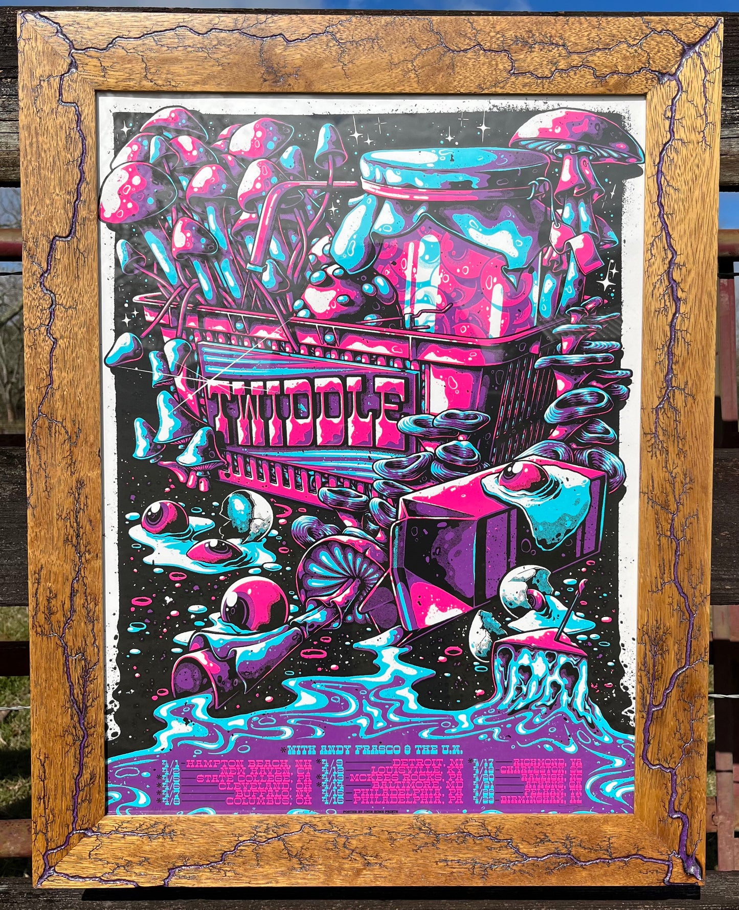 18x24 Iroko with a single matching color fill. We’ll contact you for pics of your print.