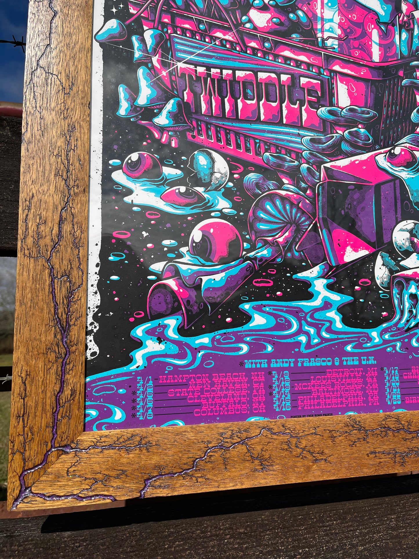 18x24 Iroko with a single matching color fill. We’ll contact you for pics of your print.