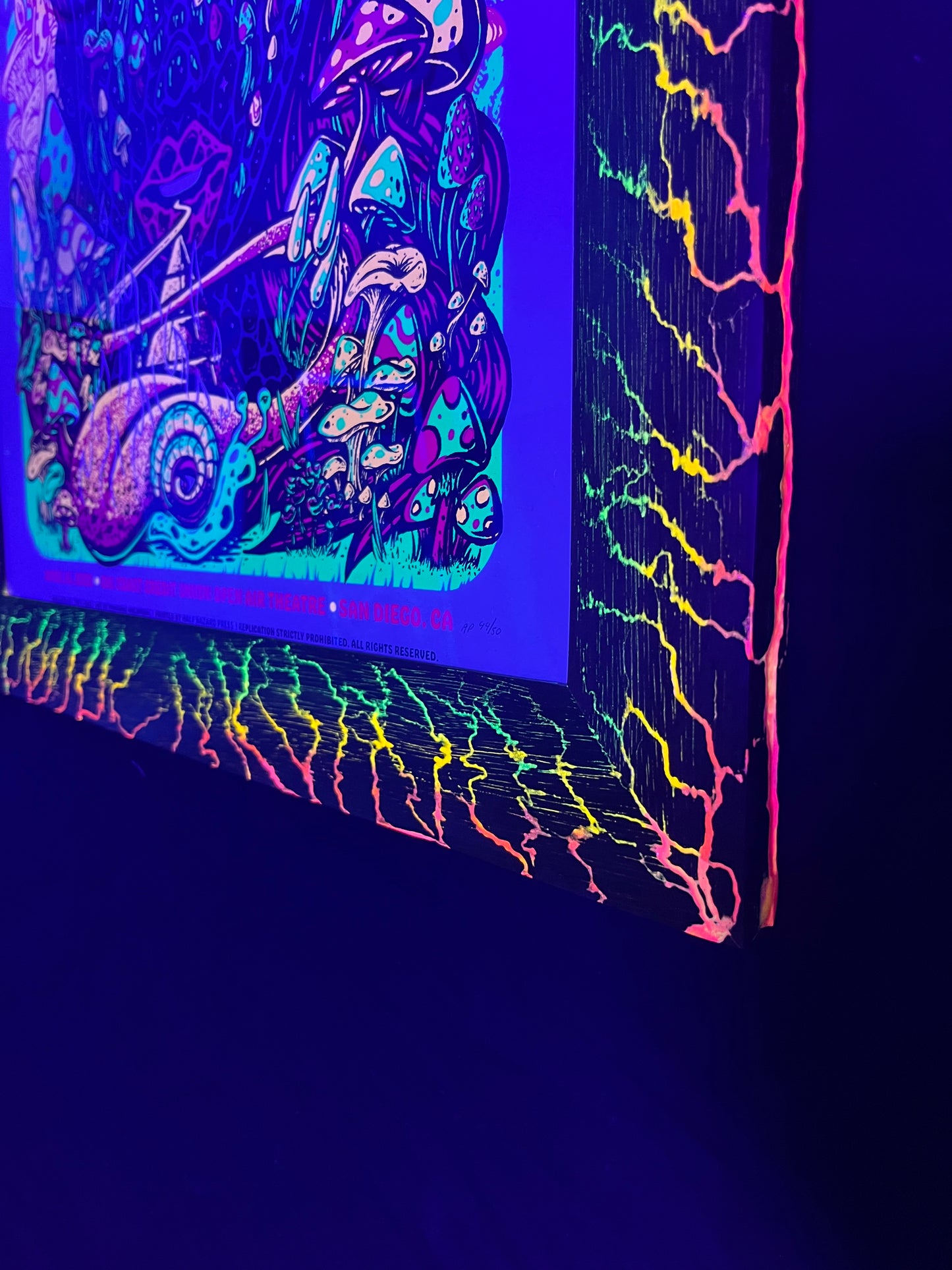 18x24 Neon Walnut Hemorrhage Burn Frame