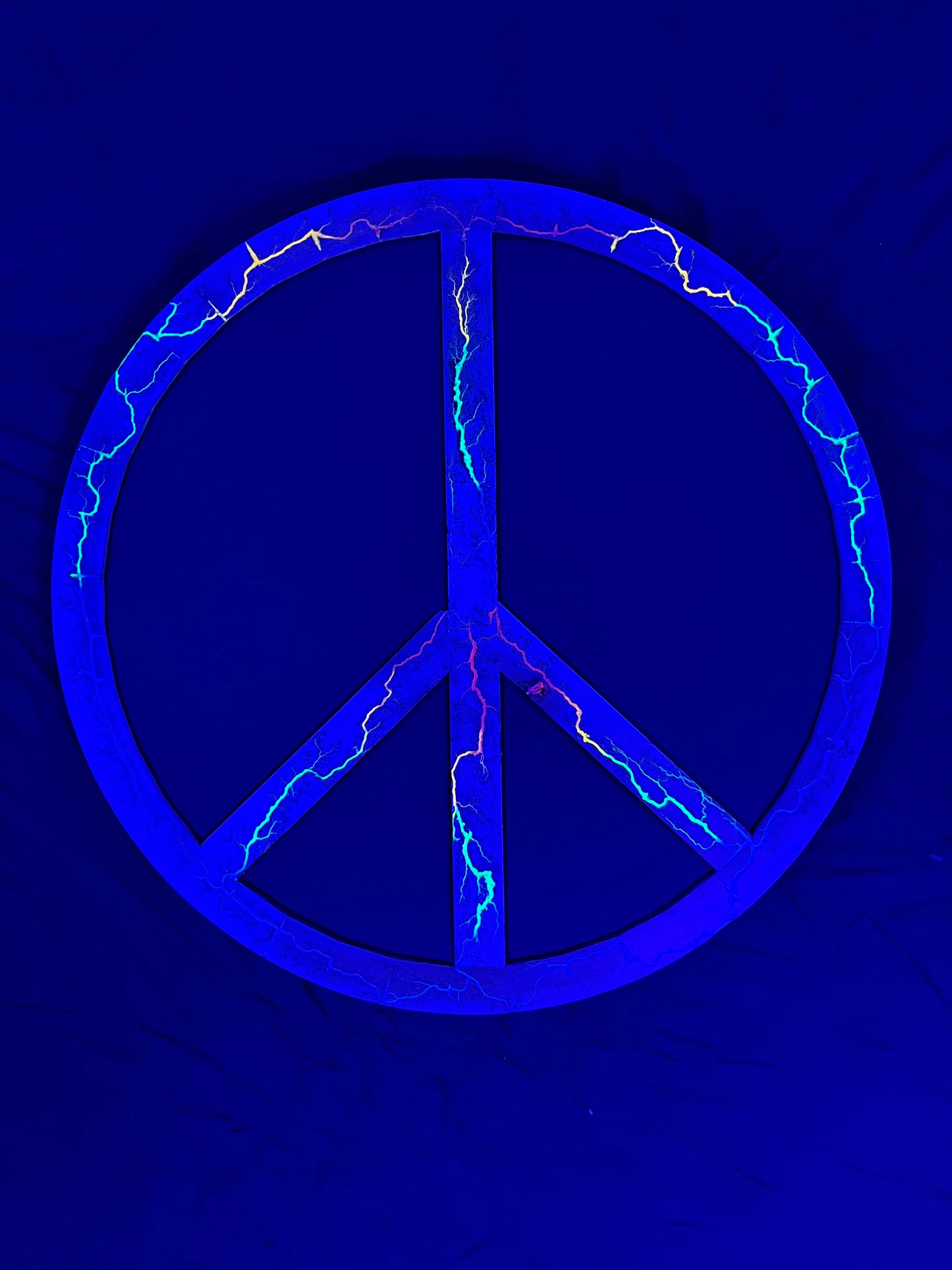 24” Rainbow Maple Peace Pinboard