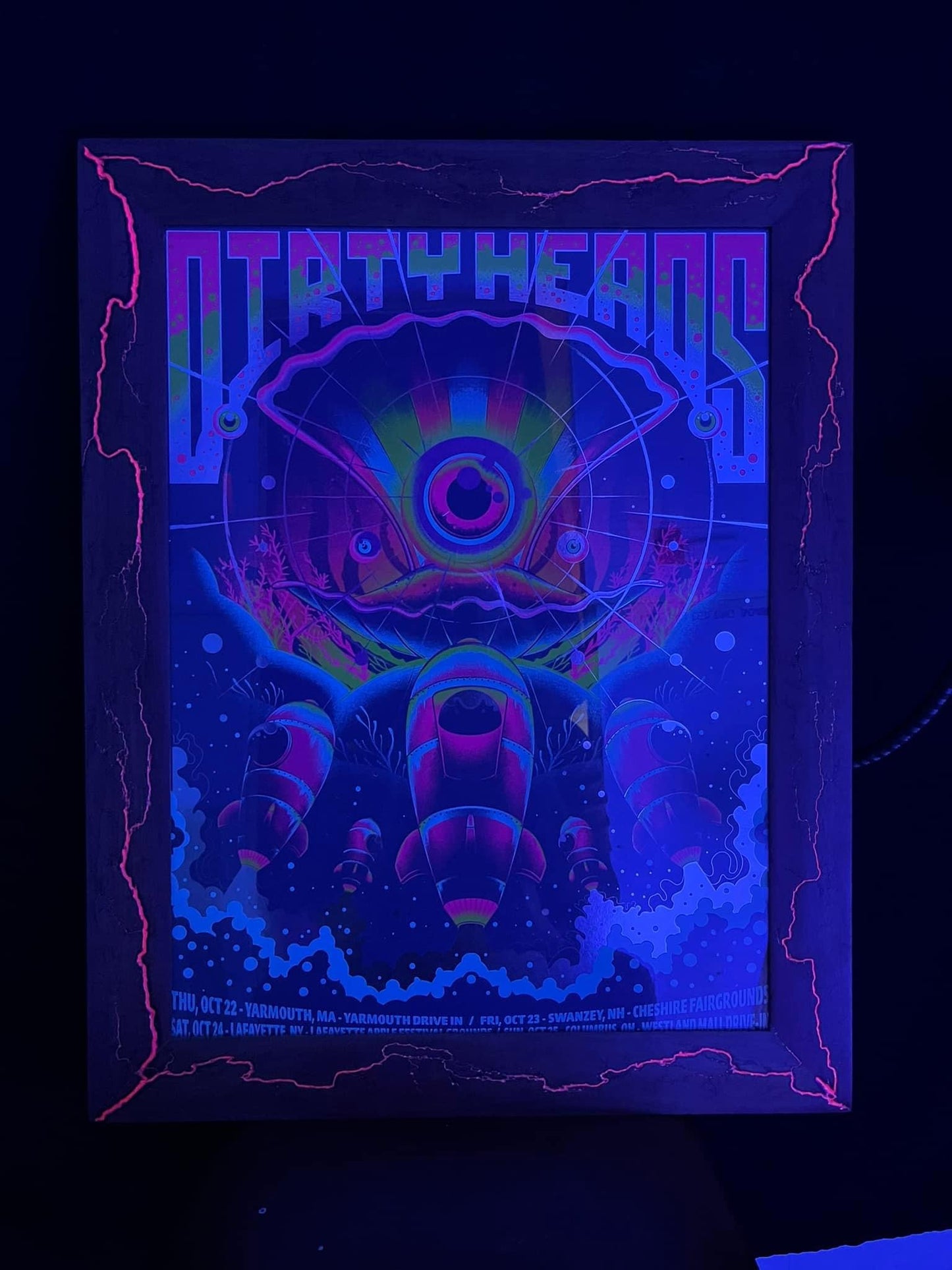 18x24 Purpleheart with a single matching color fill. We’ll contact you for pics of your print.