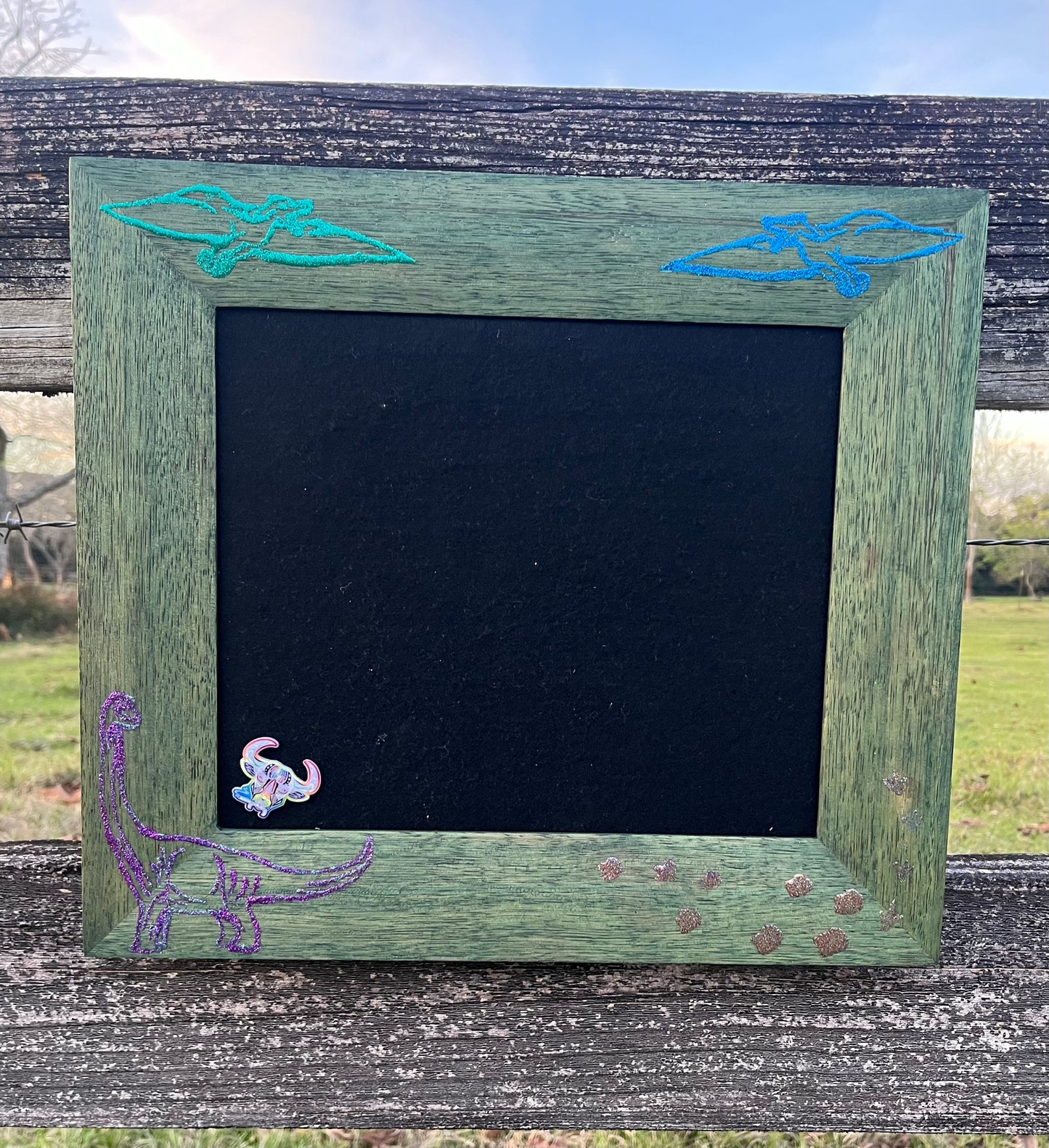 9x11 Dinosaurs Pinboard