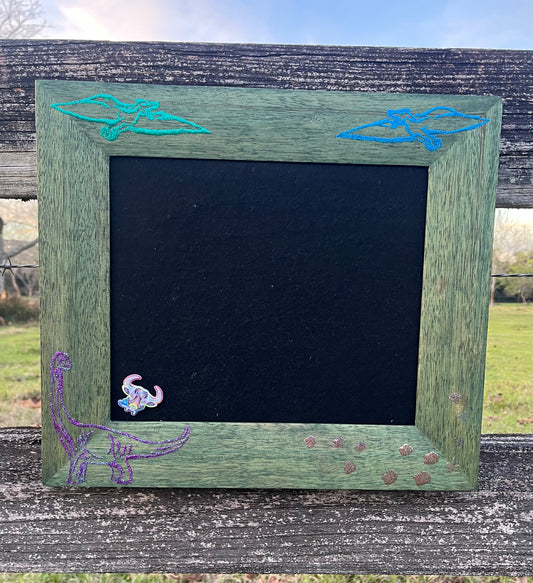 9x11 Dinosaurs Pinboard