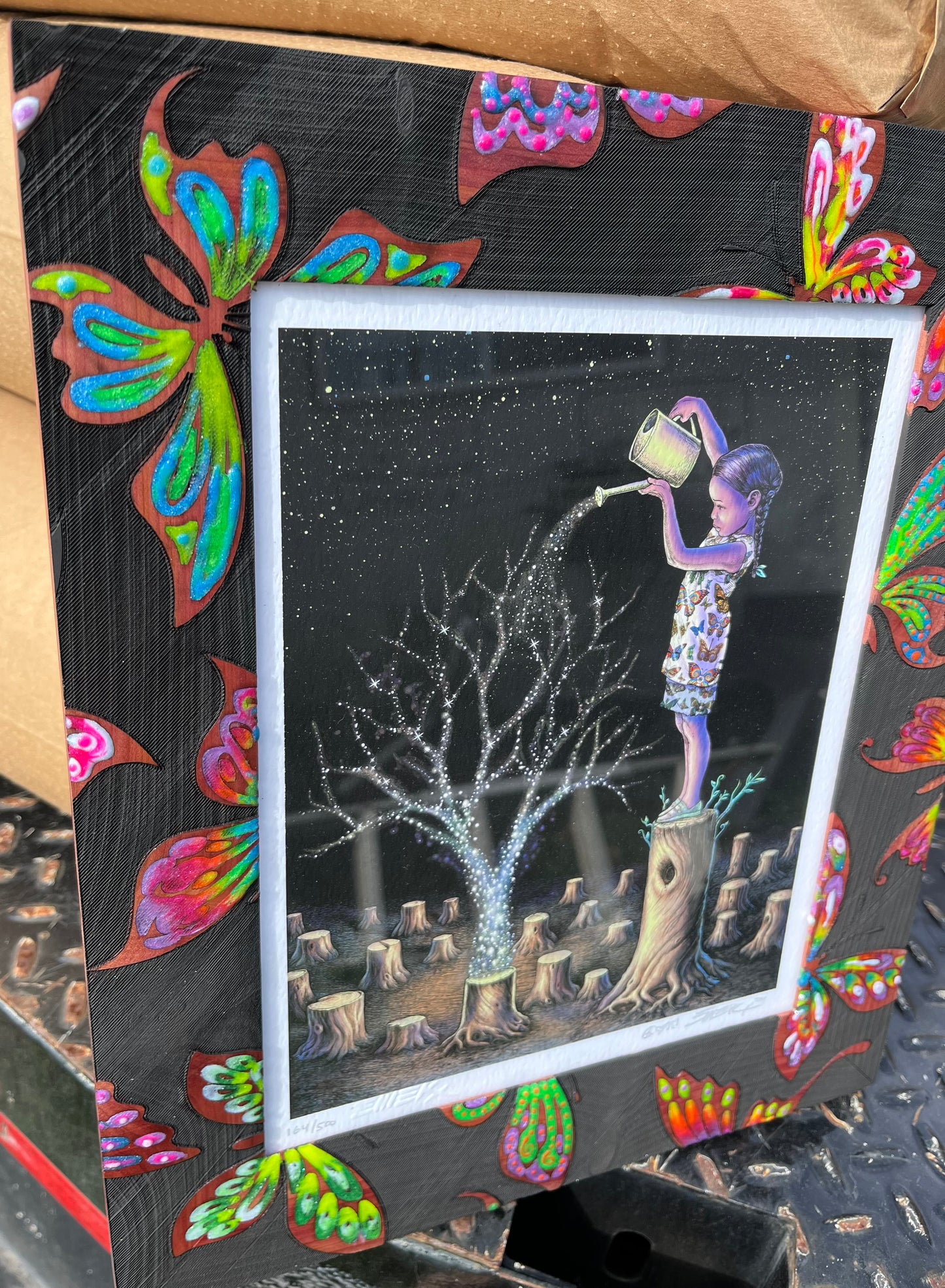 8x10 UV/Glow 🦋 Frame Only ( Made to Order, allow 4-6 Weeks for completion & shipping)6-8 during the Holidays