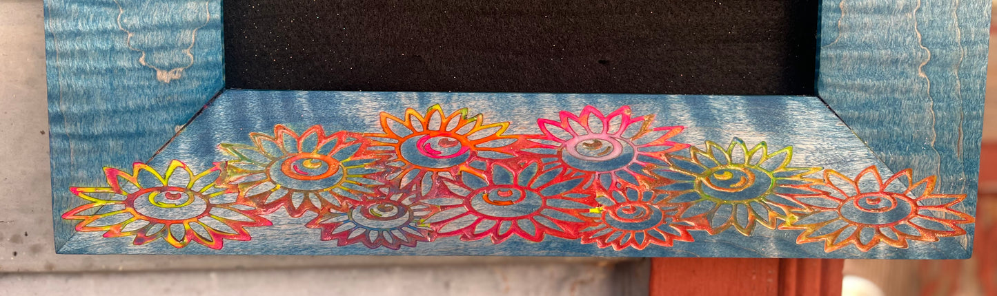 9x14 Sapphire Sunflowers Pinboard