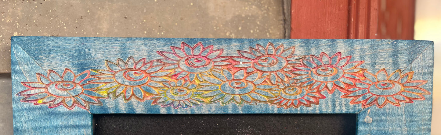 9x14 Sapphire Sunflowers Pinboard